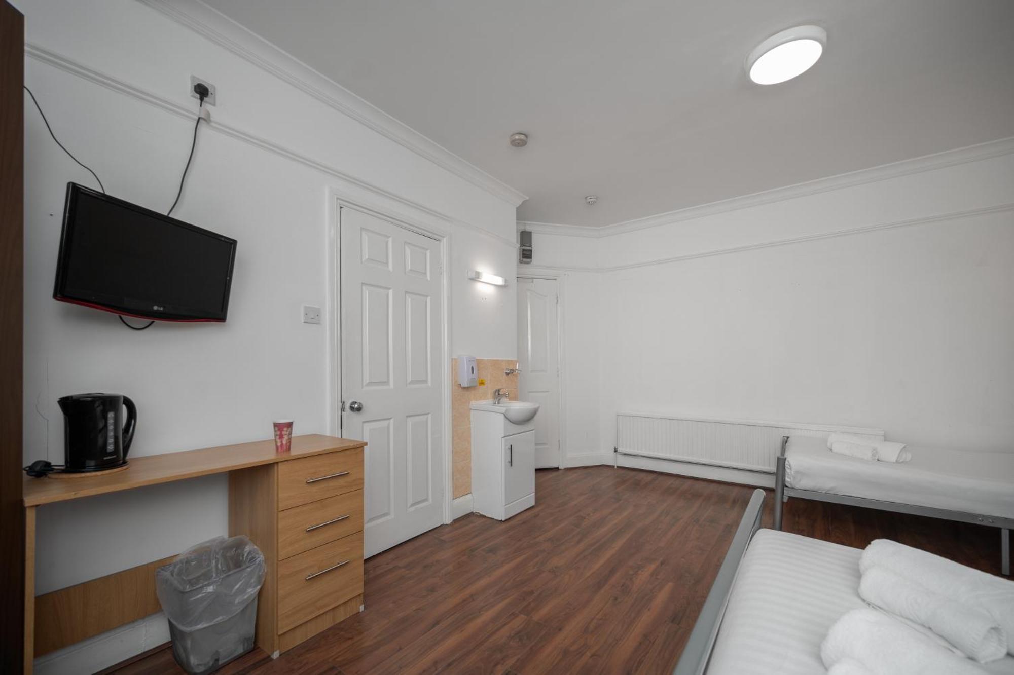 Flexistay Norbury Aparthotel Лондон Екстериор снимка