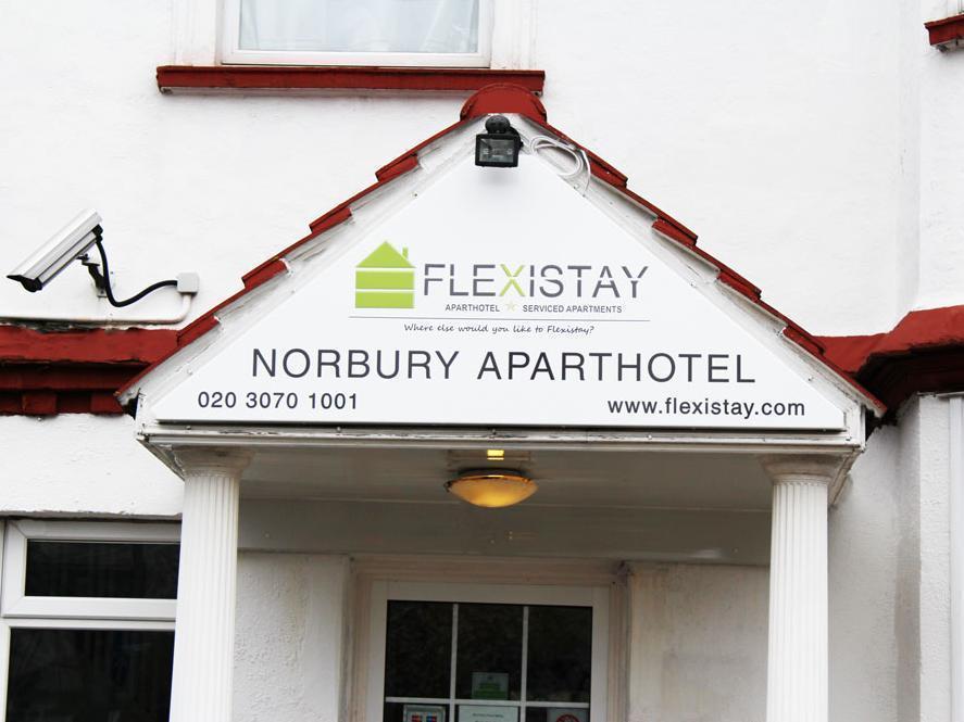 Flexistay Norbury Aparthotel Лондон Екстериор снимка